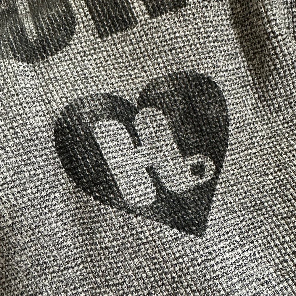 Harajuku Lovers Gray Waffle Hoodie Sz M - Picture 9 of 10